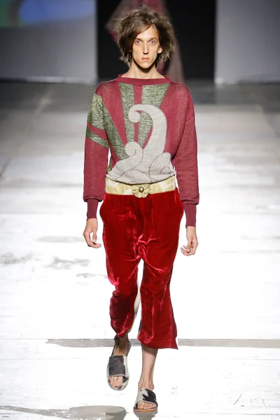 Look 1